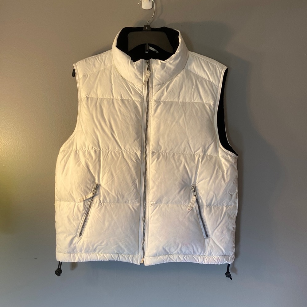 White vest